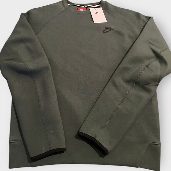 Nike Sportswear Tech Fleece Crewneck Pullover Green Sweatshirt Mens size Small - Picture 2 of 10